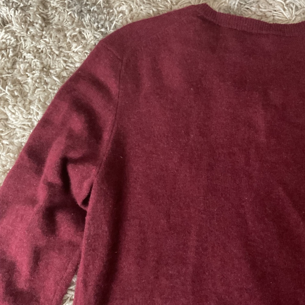 Burgundy 100% Cashmere V-Neck Sweater Womens Small 29315 FA18 Wine - Picture 12 of 13